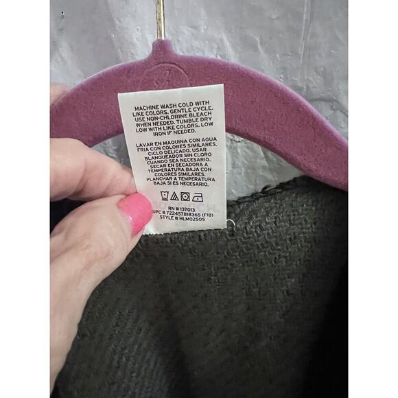 Woolrich Women's One Size Blanket Shawl Wrap Black Gray Fringe Open Front Boho - Picture 3 of 7